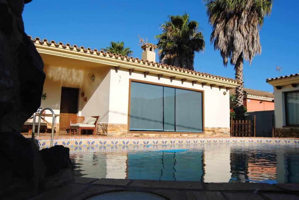 Villa Romina Piscina Privada 치클라나 데 라 프론테라 외부 사진